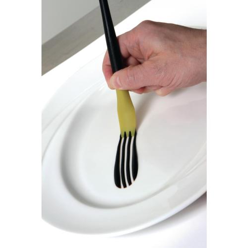 Mercer Culinary Silicone Plating Brush - 3mm Lancet Arch