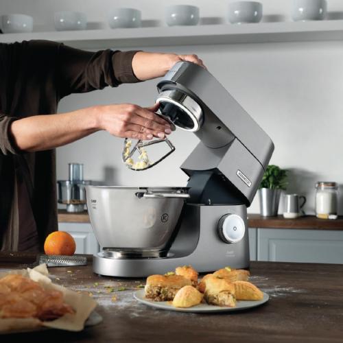 Kenwood Chef Titanium Mixer - 4.6Ltr KVC7300S