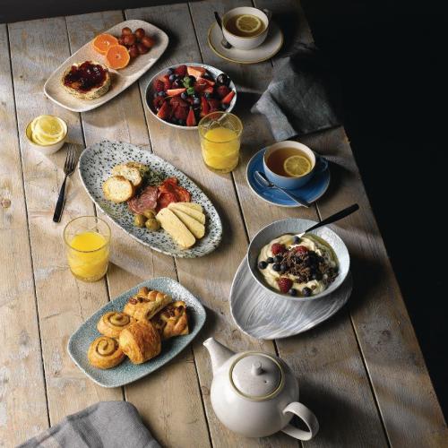 Raku Jade Green Chefs Oblong Plate - 23.7x15.7cm 9 1/3x6 1/8" (Box 12) (Direct)