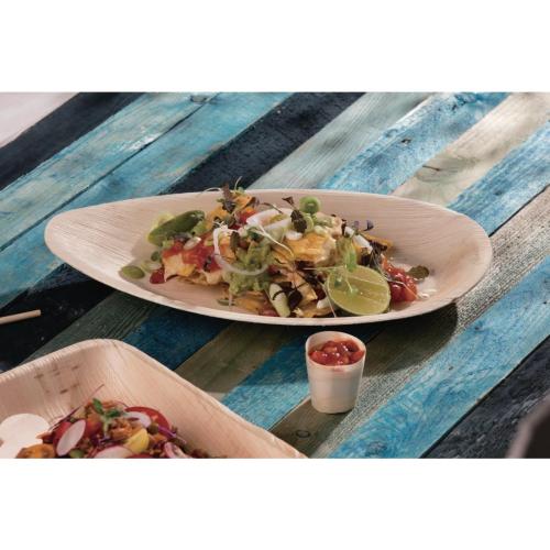 Fiesta Green Palm Leaf Plates Oval - 320x180mm (Pack 100)