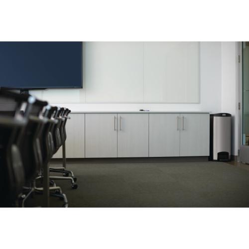 Rubbermaid Slim Jim Step on Front Step Stainless Steel - 30Ltr