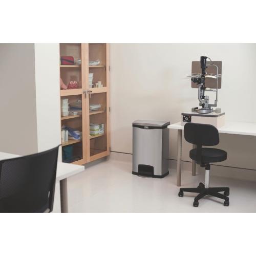 Rubbermaid Slim Jim Step on Front Step Stainless Steel - 50Ltr