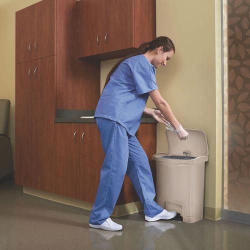 Rubbermaid Slim Jim Step on Resin Front Pedal - 30Ltr Beige