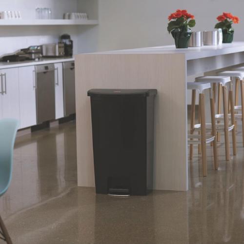 Rubbermaid Slim Jim Step on Resin Front Pedal Black - 68Ltr