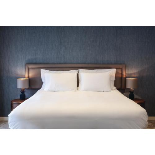 Comfort Cairo Duvet Cover Open End White - Single 147x213cm