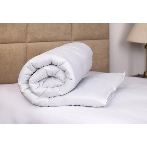 Essentials Hollo Duvets - Single - 137x198cm