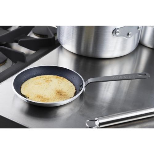 Vogue Blinis Frypan Aluminium Teflon Platinum Plus - 150x20mm 6x 3/4"