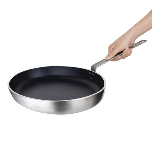 Vogue Oval Frypan Non-Stick Teflon Platinum Plus Aluminium - 400mm 15 3/4"